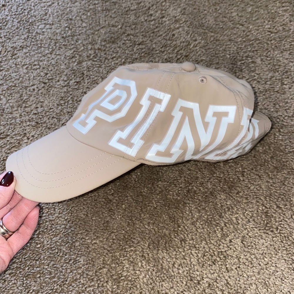 Victoria secrets hat